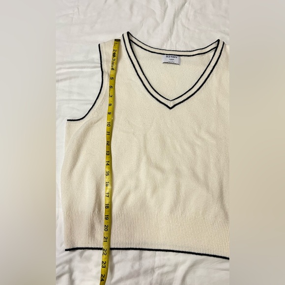 Women’s OLD NAVY sweater vest. Size XL Petite. - Picture 5 of 5